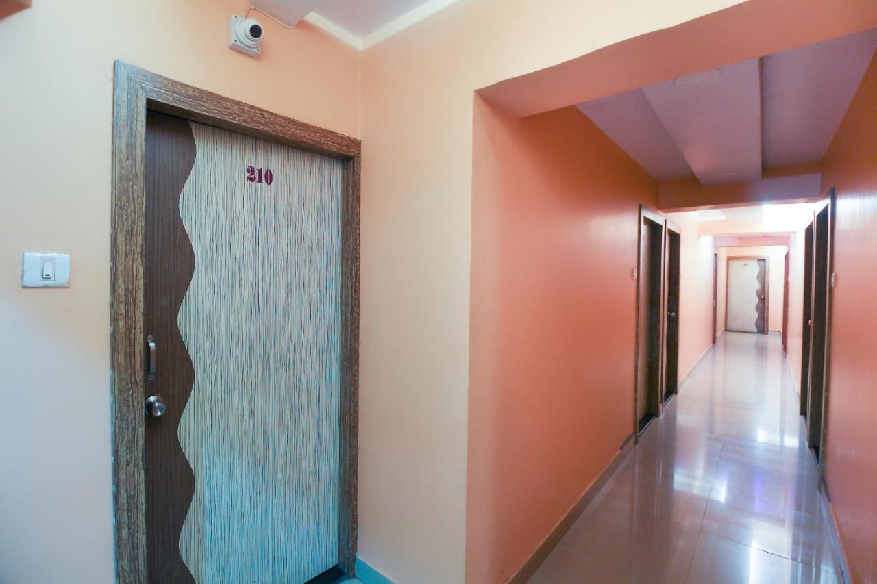 Oyo Hotel Nobel Executive Mahābaleshwar Exterior foto